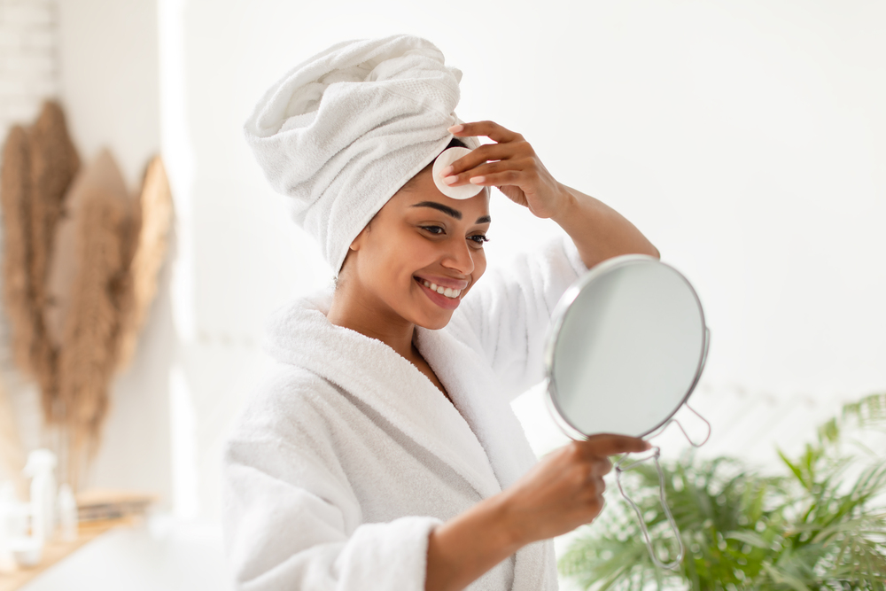 Tips para una rutina facial de noche rápida y efectiva