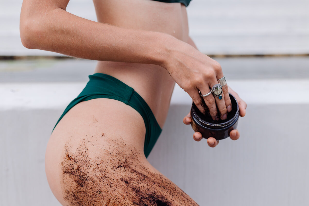 Estas son las 10 razones por las que debes usar exfoliante corporal