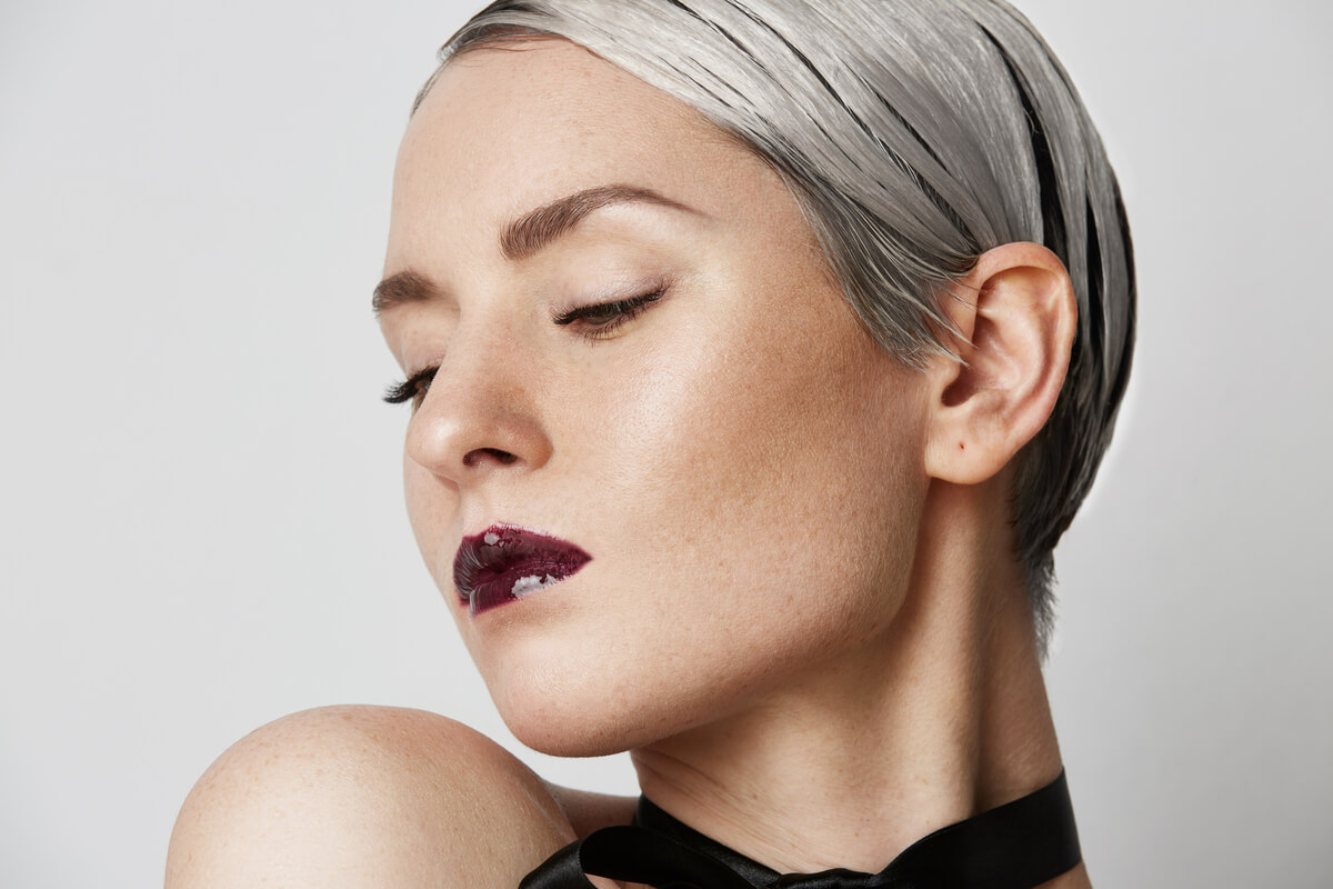 Trucos para fijar las cejas para que queden perfectas