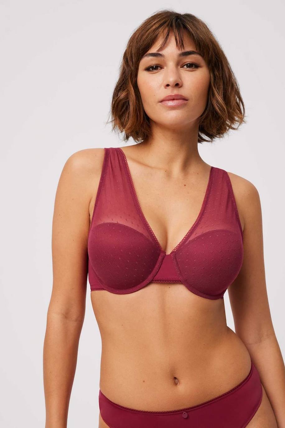 Comodidad y firmeza con los sujetadores de Ysabel Mora