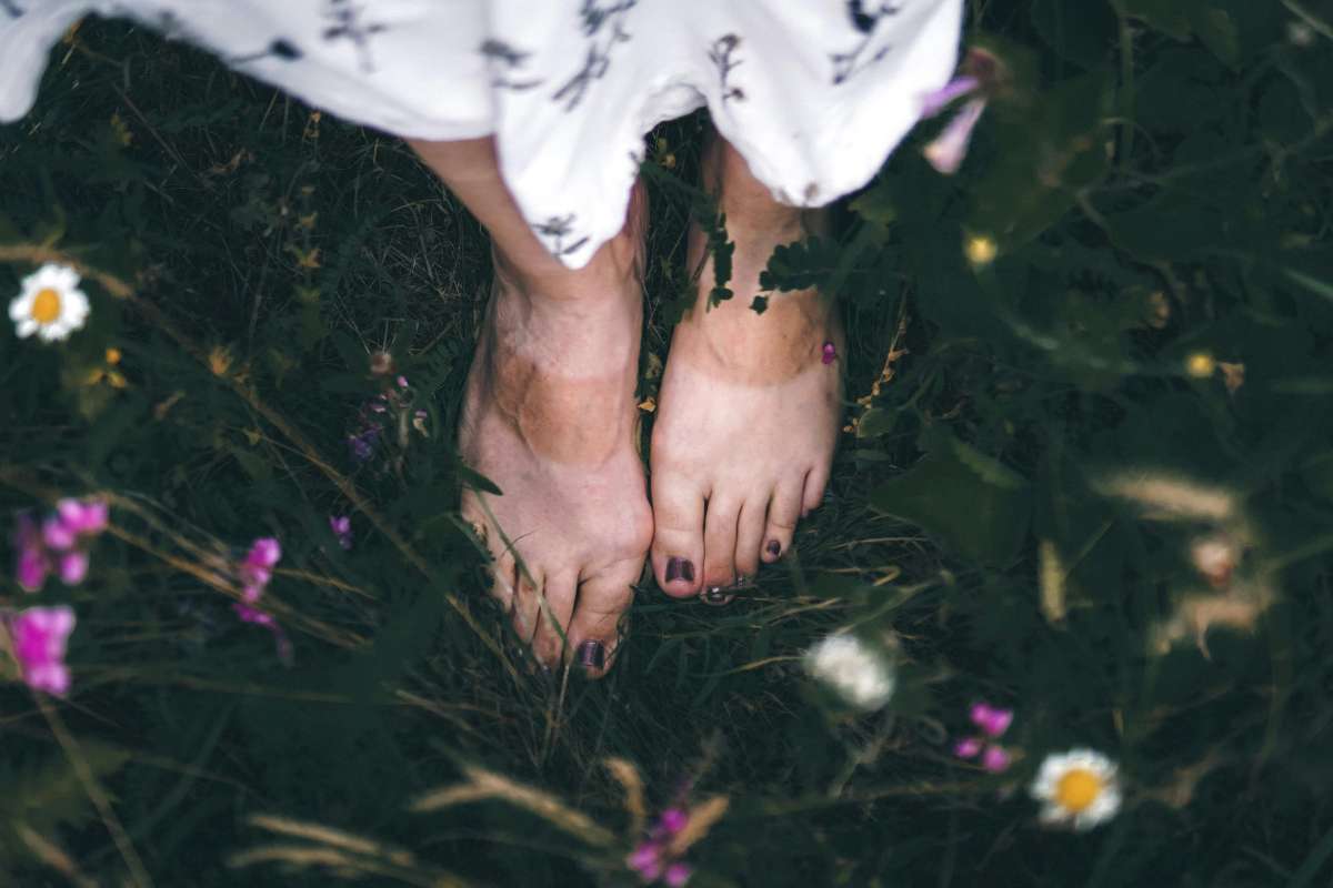 Cómo quitar las uñas amarillas y gruesas de los pies