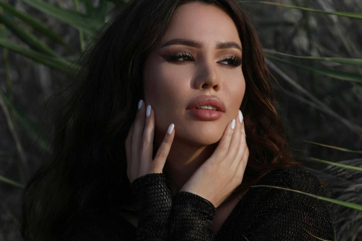 Los mejores colores y diseños de uñas para otoño 2025 (más allá del rojo oscuro)