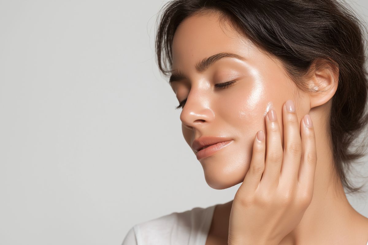 Tips infalibles para una piel jugosa con maquillaje