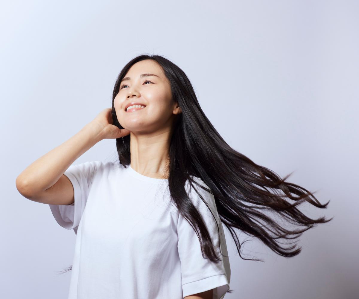 Cómo lavarse el pelo a la japonesa para una melena inquebrantable