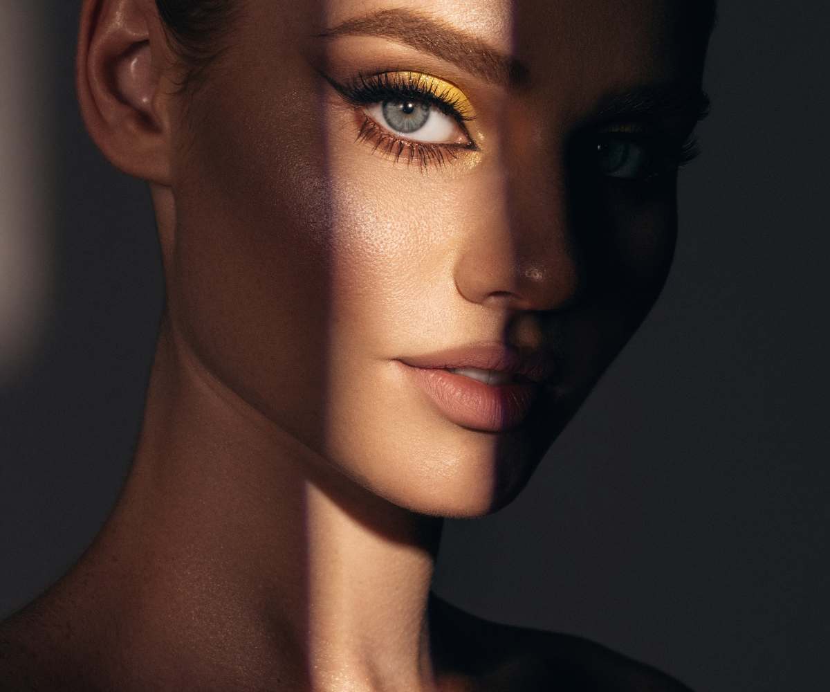 Los 10 mejores lápices de ojos, duraderos y de un negro intenso (perfectos para la línea de agua)
